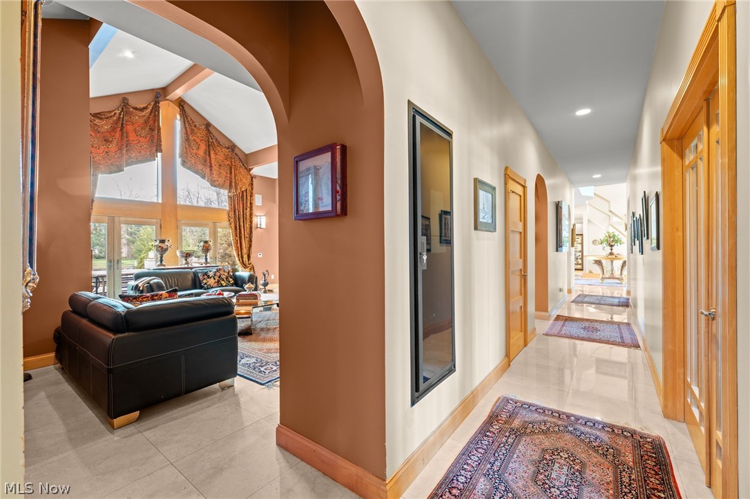 25 Brandon Court Moreland Hills OH 44022