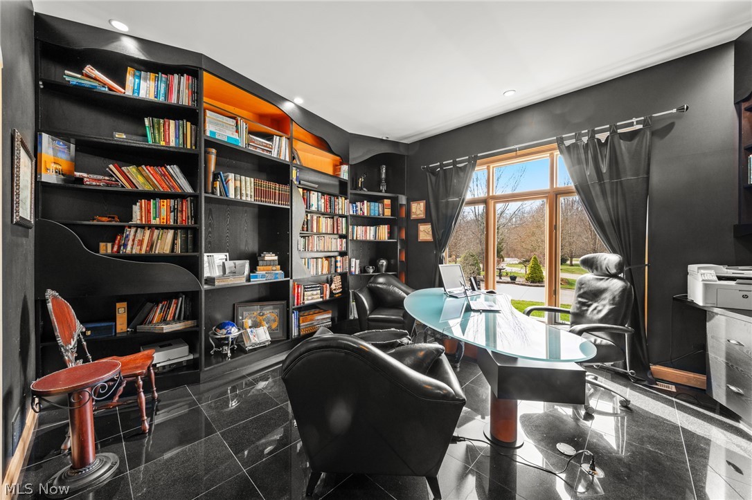 25 Brandon Court Moreland Hills OH 44022