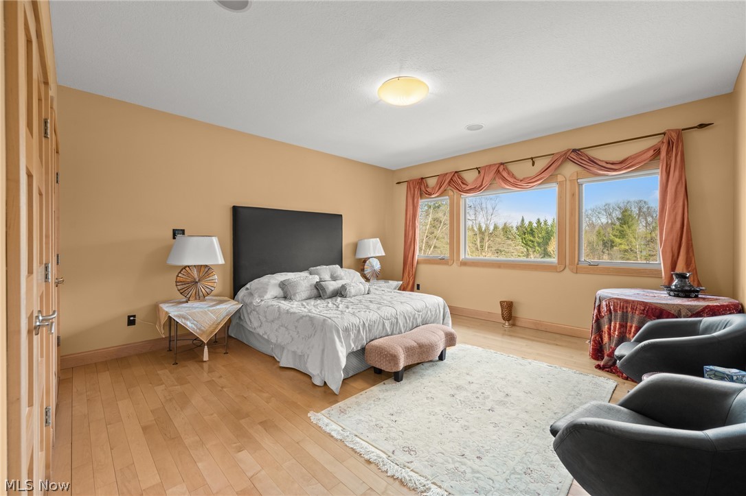 25 Brandon Court Moreland Hills OH 44022