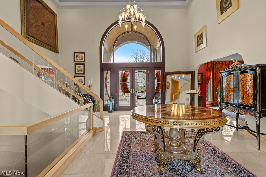 25 Brandon Court Moreland Hills OH 44022