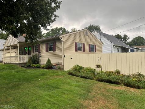 871 Hancock Avenue Akron OH 44314
