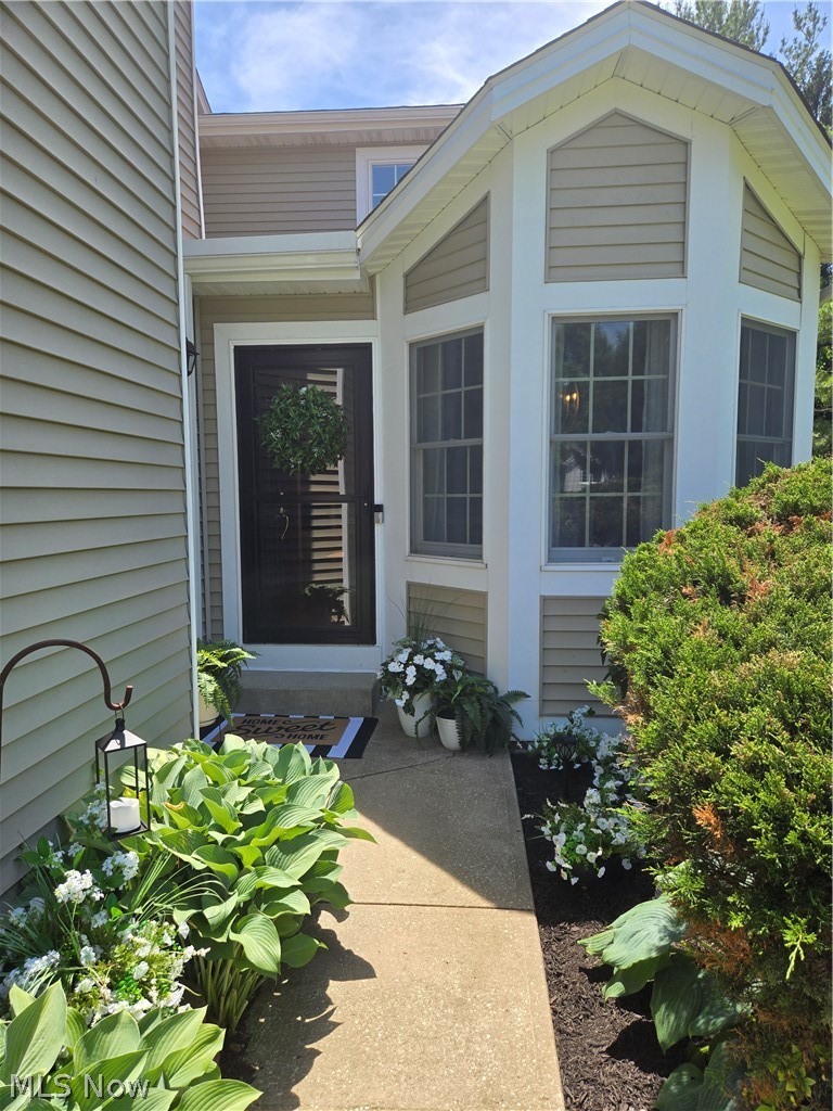 14736 Shannon Court Burton OH 44021