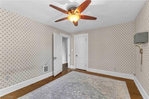 1270 Lakeland Avenue Lakewood OH 44107