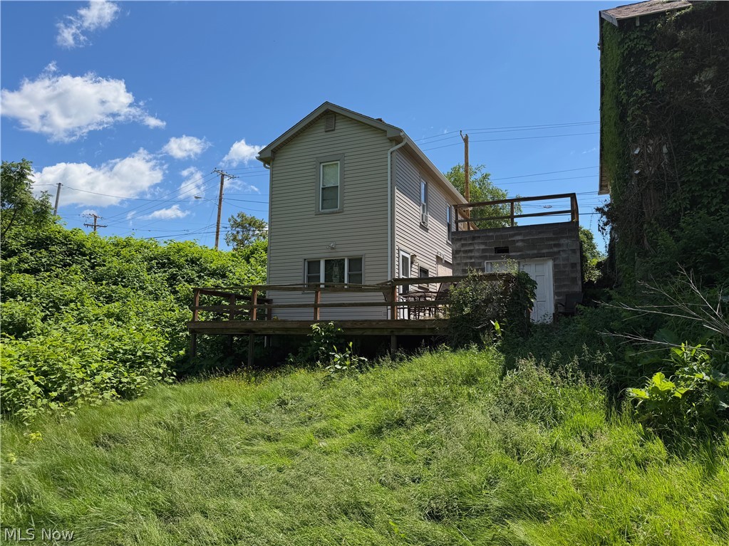 1547 Lisbon Street East Liverpool OH 43920
