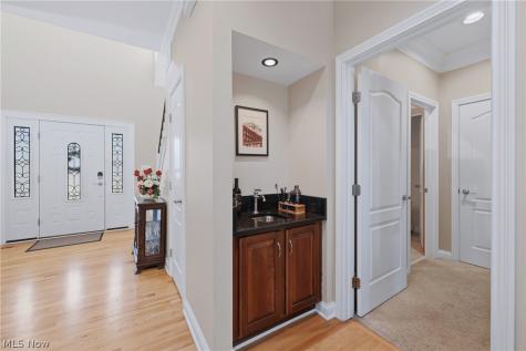 391 Barlow Road Hudson OH 44236