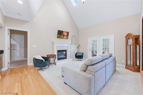 391 Barlow Road Hudson OH 44236