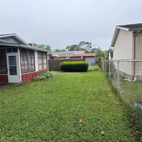 289 Middlefield Drive Akron OH 44312