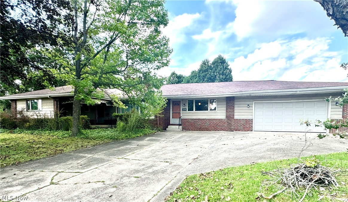 2147 Sarkies Drive Warren OH 44483