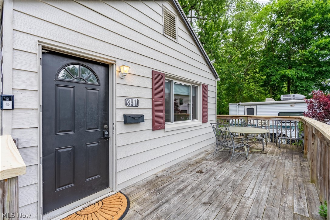 391 Alpha Avenue Akron OH 44312