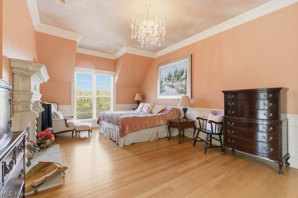 352 Bingham Court Bratenahl OH 44108