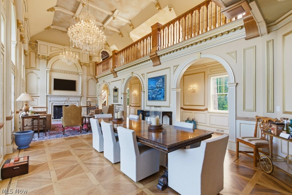 352 Bingham Court Bratenahl OH 44108