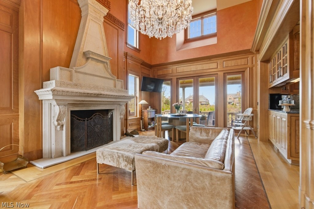 352 Bingham Court Bratenahl OH 44108