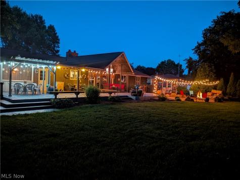 5269 Woodview Avenue Louisville OH 44641