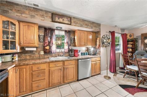 5646 Vista Circle Willoughby OH 44094