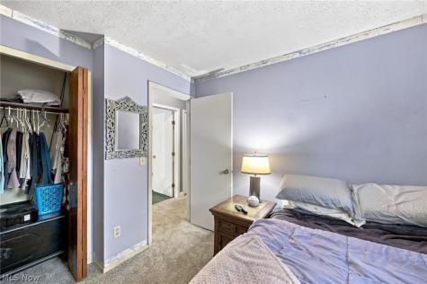 5646 Vista Circle Willoughby OH 44094