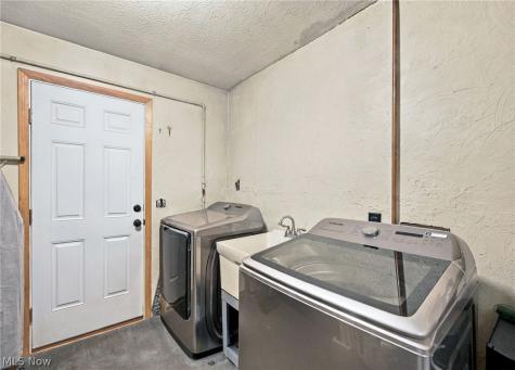 5646 Vista Circle Willoughby OH 44094