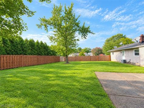 5646 Vista Circle Willoughby OH 44094