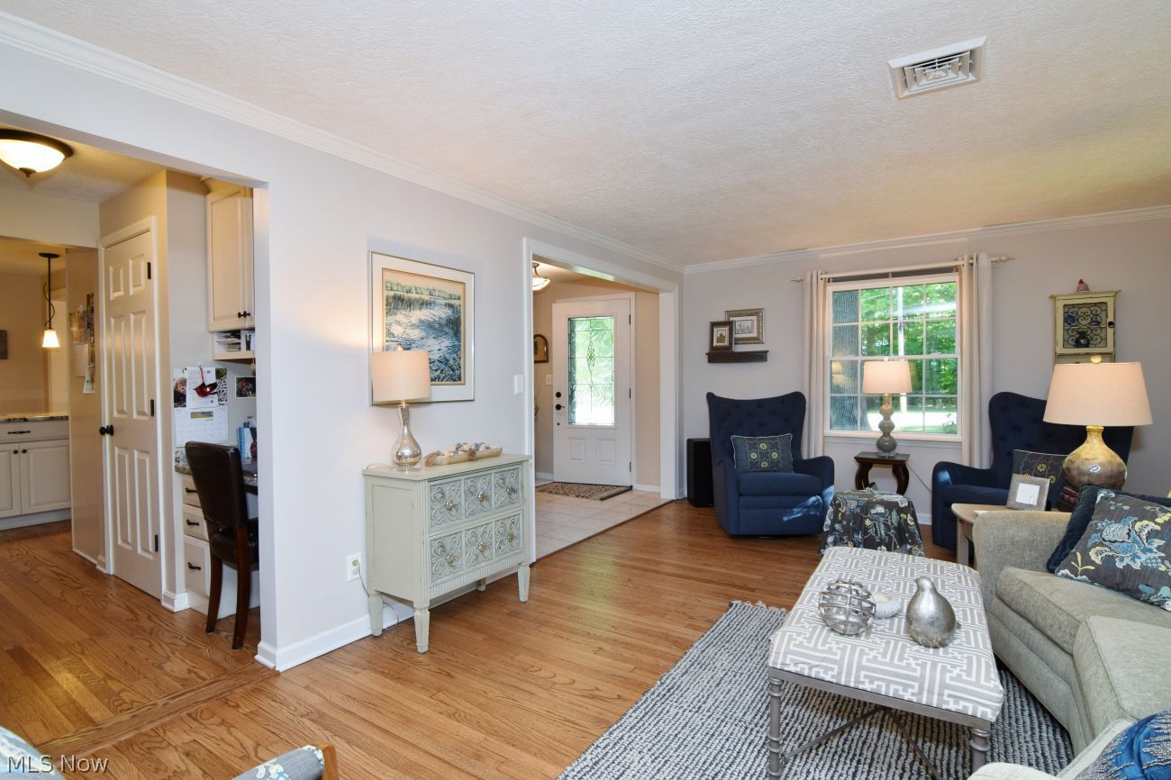 17927 Elliott Drive Chagrin Falls OH 44023