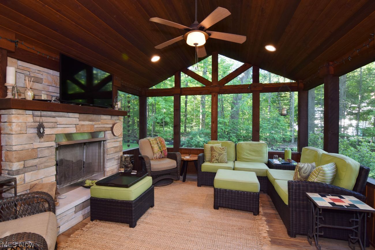 17927 Elliott Drive Chagrin Falls OH 44023