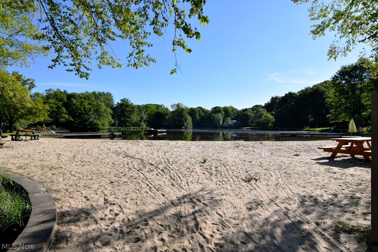 17927 Elliott Drive Chagrin Falls OH 44023
