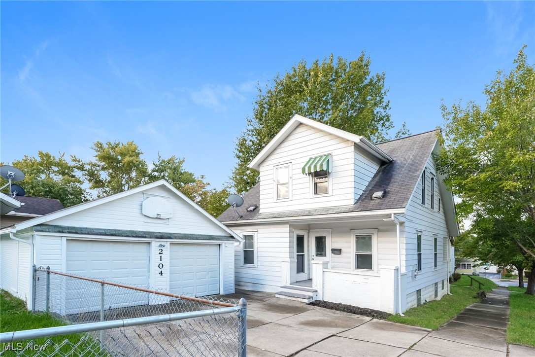 2104 11th Street Akron OH 44314