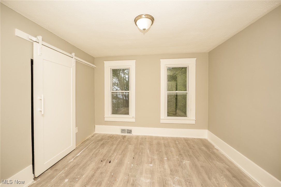 2104 11th Street Akron OH 44314