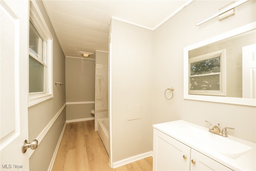 2104 11th Street Akron OH 44314