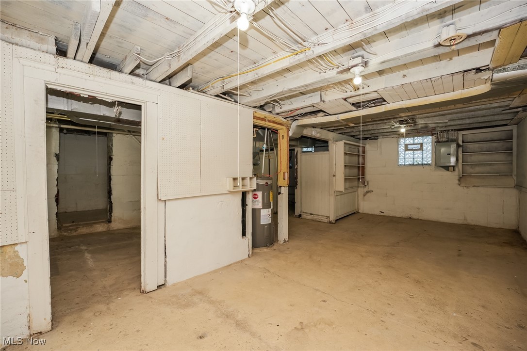 2104 11th Street Akron OH 44314