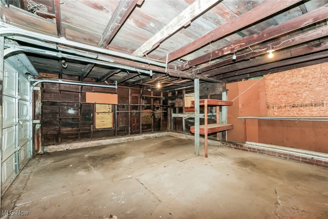 2104 11th Street Akron OH 44314