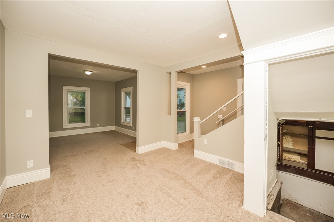 2104 11th Street Akron OH 44314