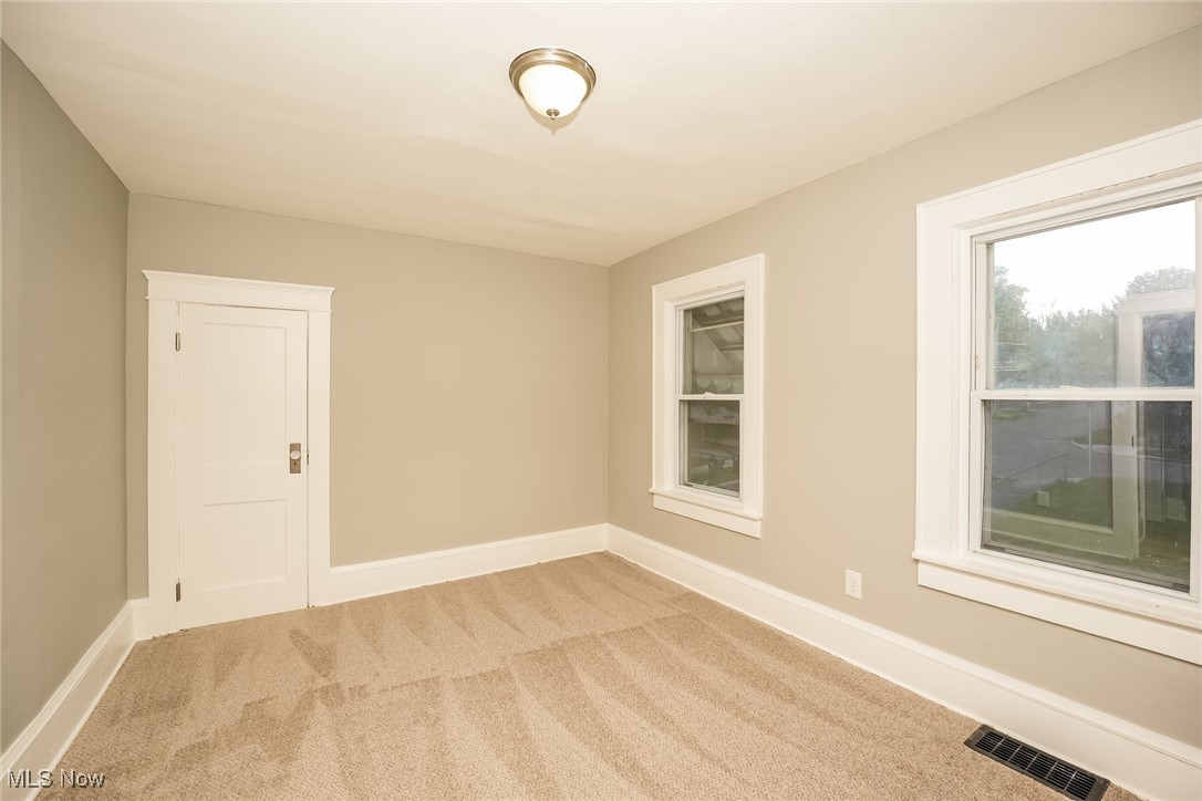 2104 11th Street Akron OH 44314