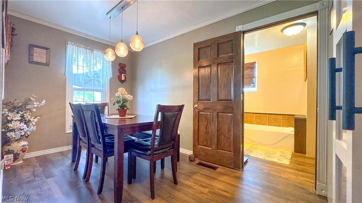 418 E Tuscarawas Avenue Gnadenhutten OH 44629