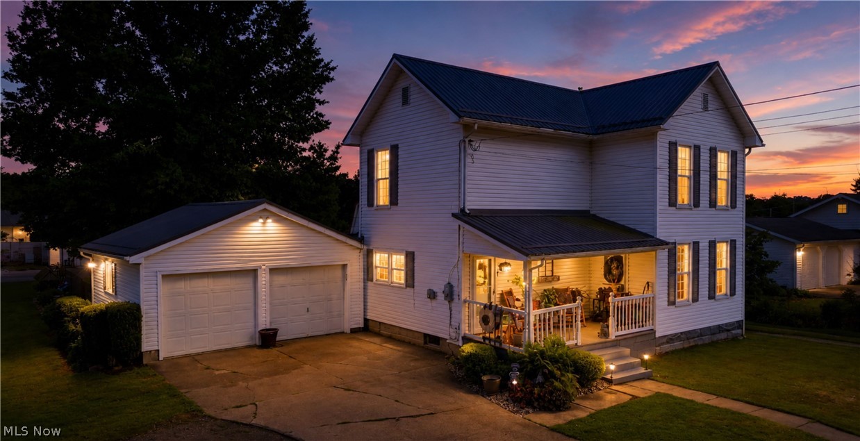 418 E Tuscarawas Avenue Gnadenhutten OH 44629