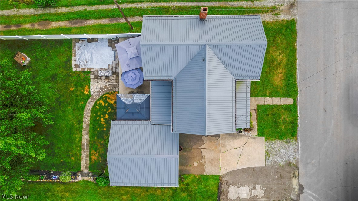 418 E Tuscarawas Avenue Gnadenhutten OH 44629