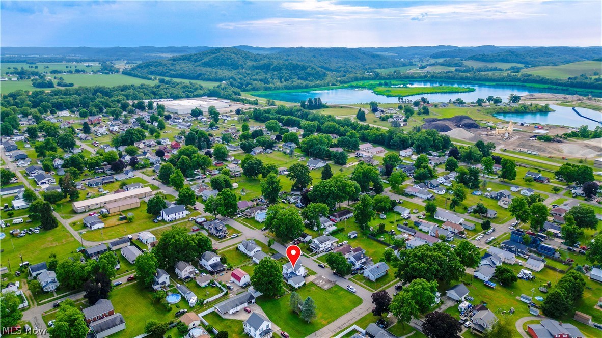 418 E Tuscarawas Avenue Gnadenhutten OH 44629