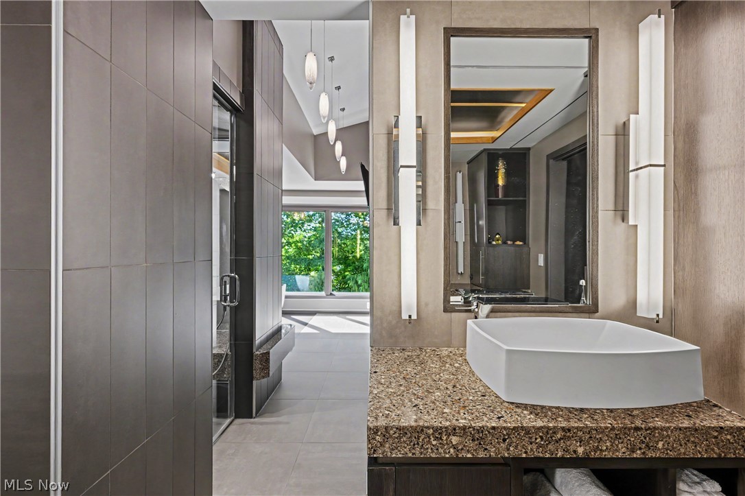 3660 Chagrin River Road Moreland Hills OH 44022