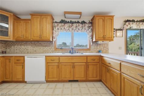 7300 Neff Road Valley City OH 44280