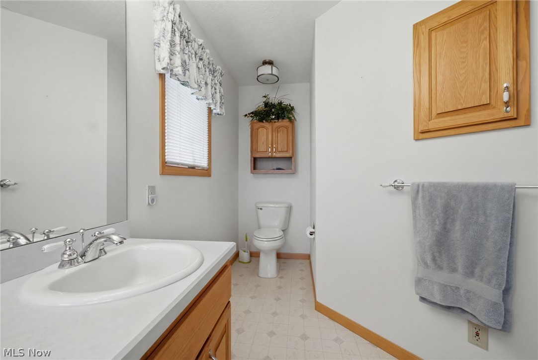 7300 Neff Road Valley City OH 44280