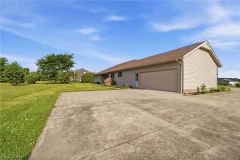 7300 Neff Road Valley City OH 44280