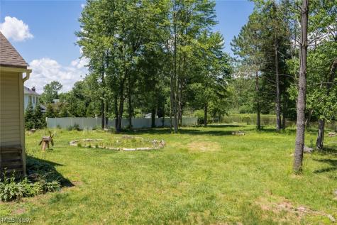 2919 Pine Trails Circle Hudson OH 44236