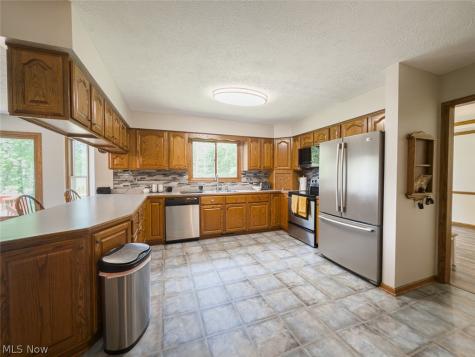 2919 Pine Trails Circle Hudson OH 44236