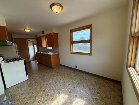 536 Westview Road Bedford OH 44146