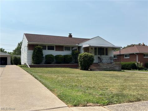 536 Westview Road Bedford OH 44146