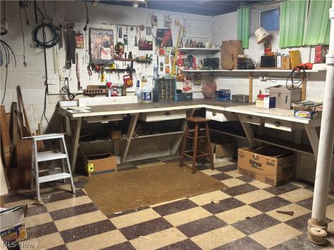 536 Westview Road Bedford OH 44146