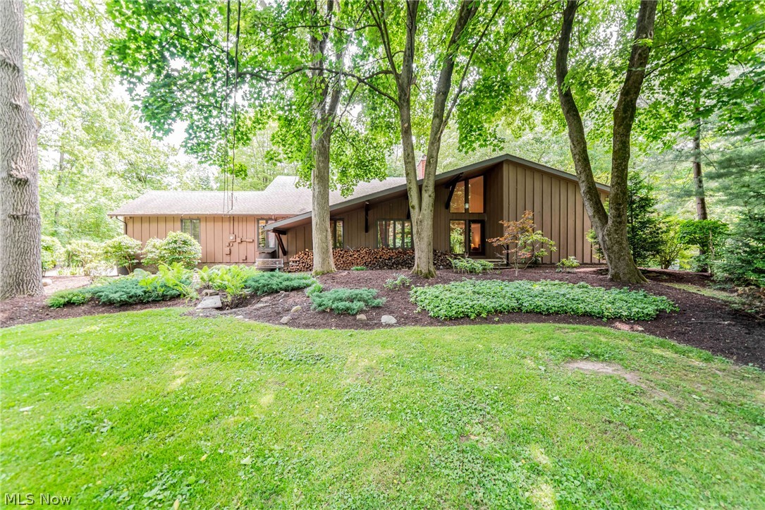 242 Springdale Lane Moreland Hills OH 44022