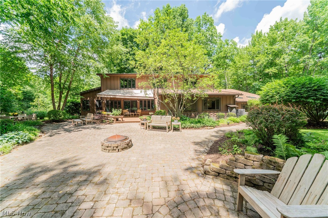 242 Springdale Lane Moreland Hills OH 44022
