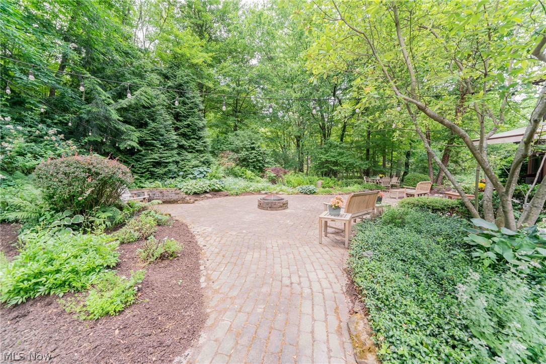 242 Springdale Lane Moreland Hills OH 44022