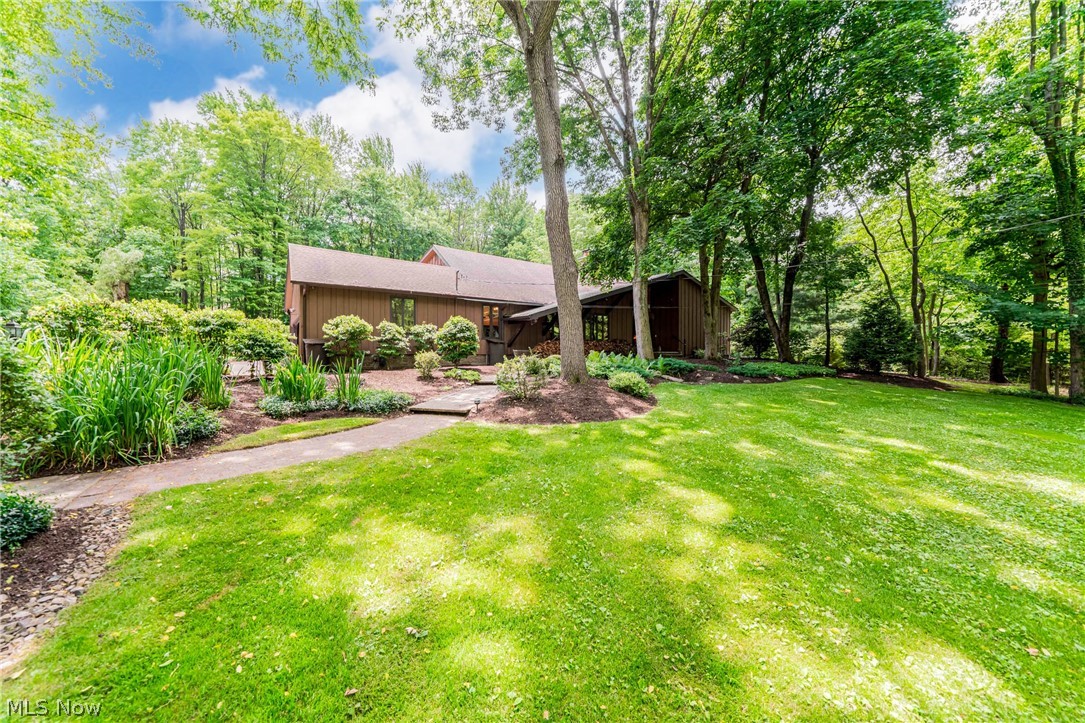 242 Springdale Lane Moreland Hills OH 44022