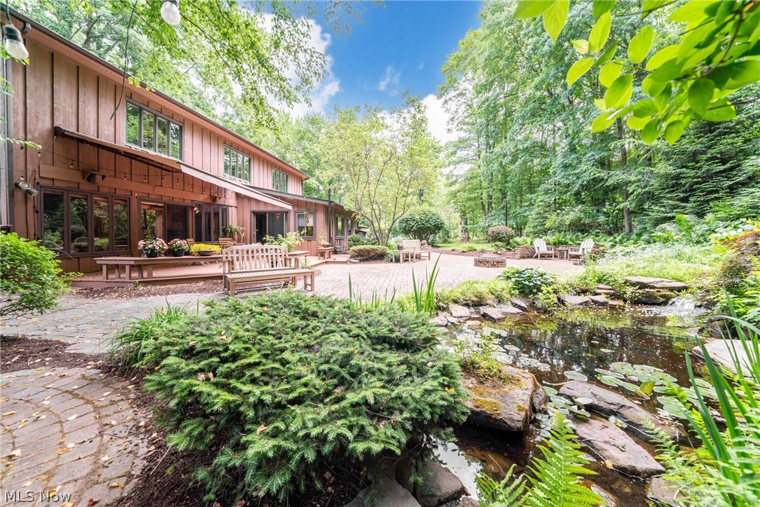242 Springdale Lane Moreland Hills OH 44022