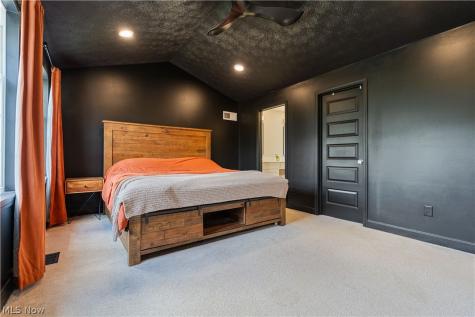 577 Colchester Court Akron OH 44319